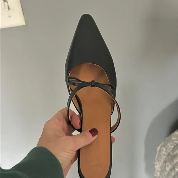 Chic Black Leather Mules - Picture 2 of 5